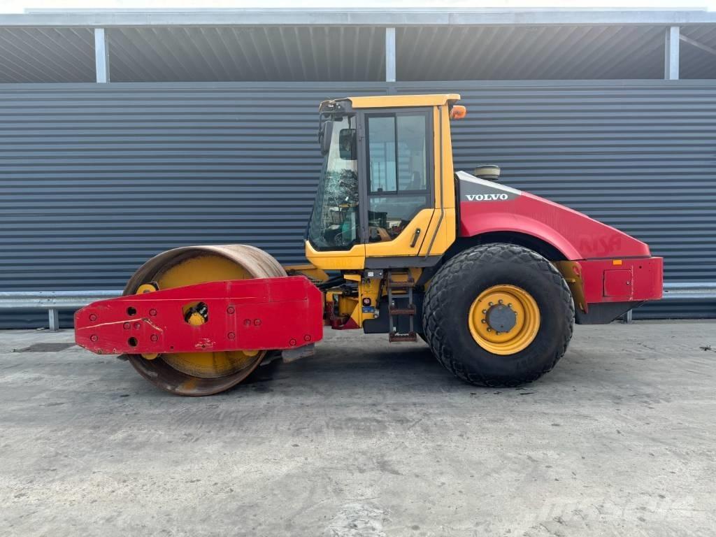 Volvo SD135B Tek tamburlu silindirler