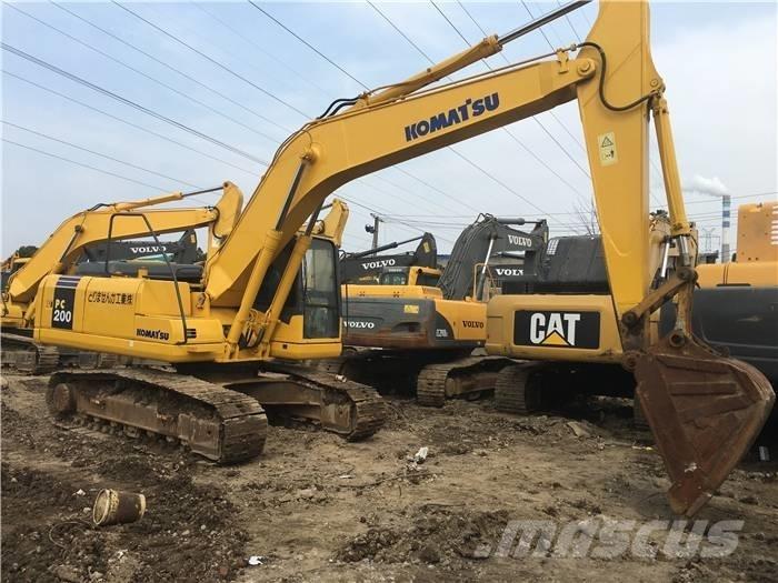 Komatsu PC 200-7 Paletli ekskavatörler
