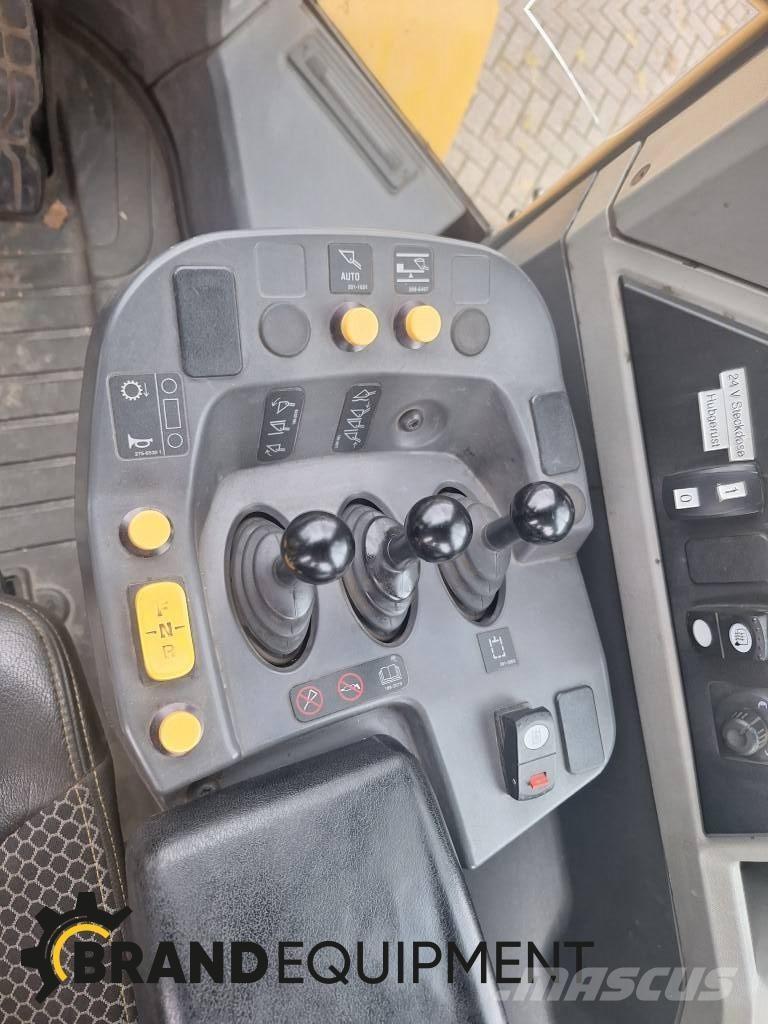 CAT 950M Tekerlekli yükleyiciler