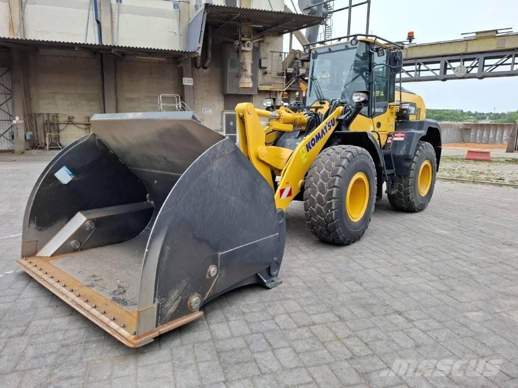 Komatsu WA 270-8E0 Tekerlekli yükleyiciler