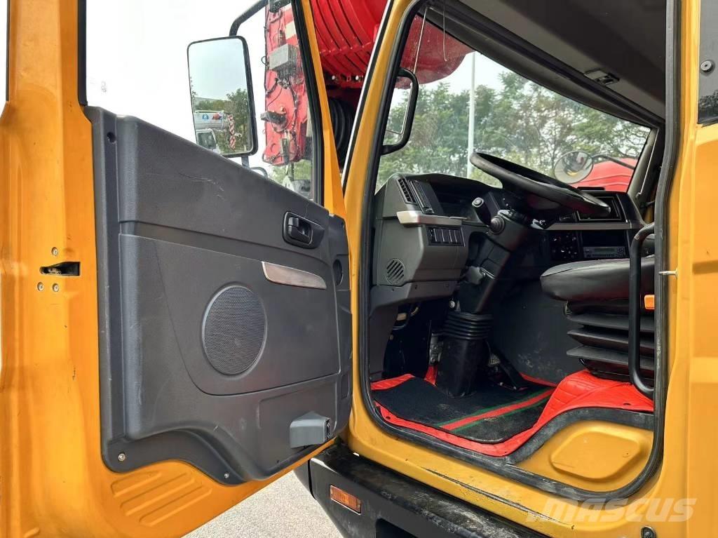 Sany STC1000T Yol-Arazi Tipi Vinçler (AT)