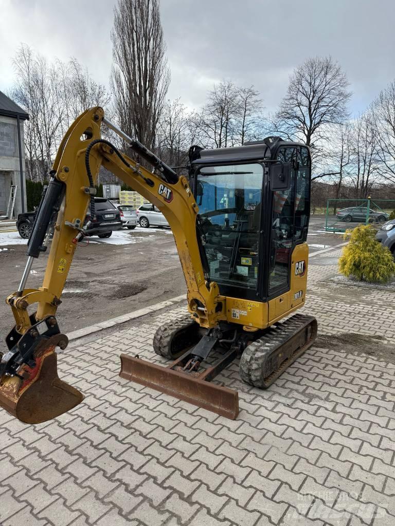 CAT 301.8 Mini ekskavatörler, 7 tona dek