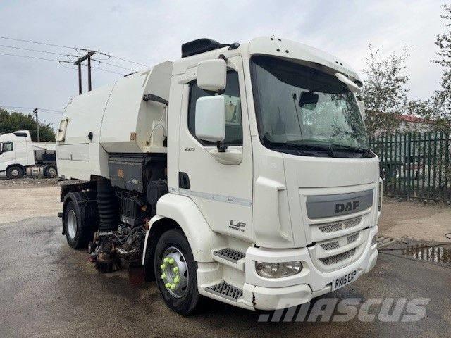 DAF LF 220 Süpürme kamyonları