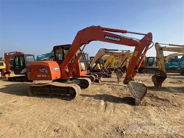 Doosan DH70-7 Mini ekskavatörler, 7 tona dek