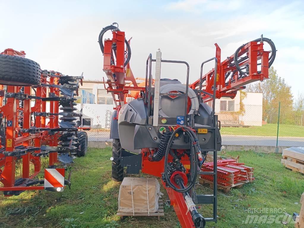 Kuhns Mfg LEXIS Çekilir pülverizatörler