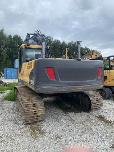 Volvo EC 210 C L Paletli ekskavatörler