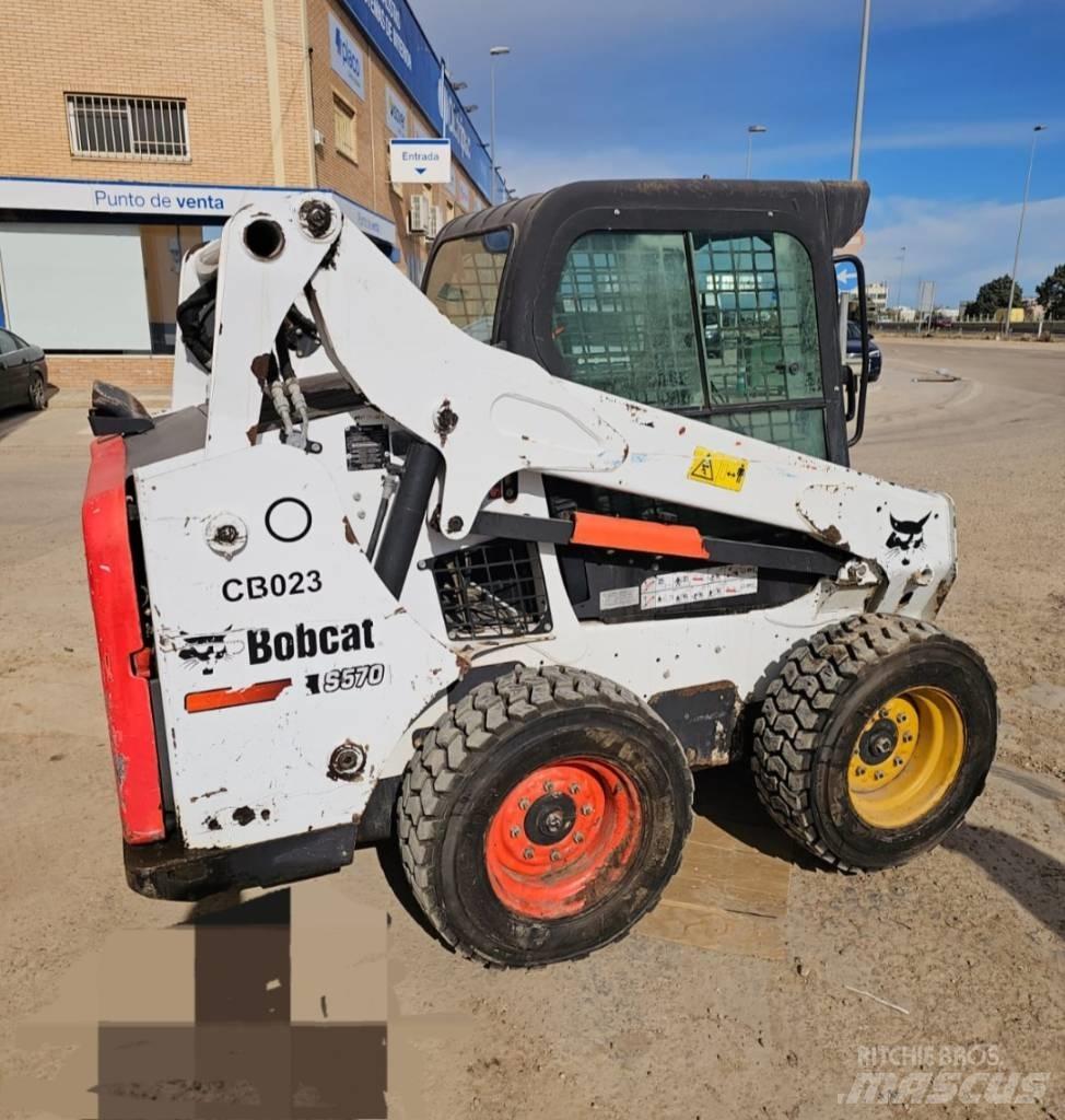 Bobcat S 570 Skid steer loderler