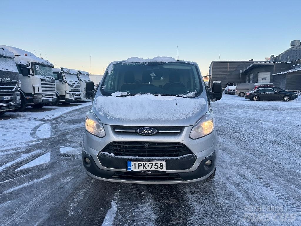 Ford Transit custom Panel vanlar