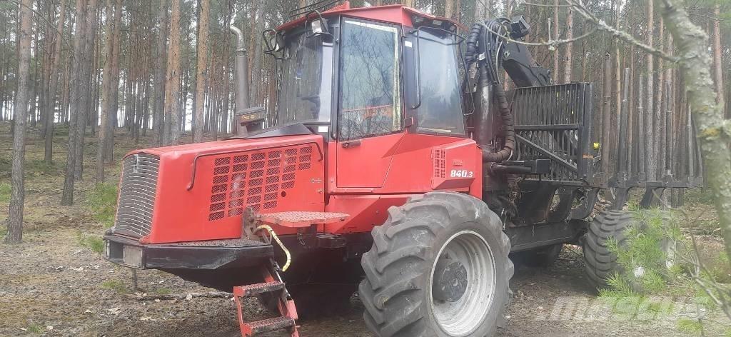 Valmet 840.3 Tomruk yükleyici traktörler
