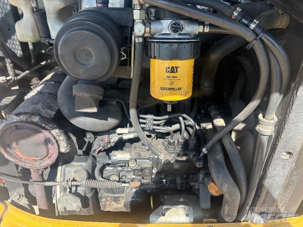 CAT 302.7 D Mini ekskavatörler, 7 tona dek