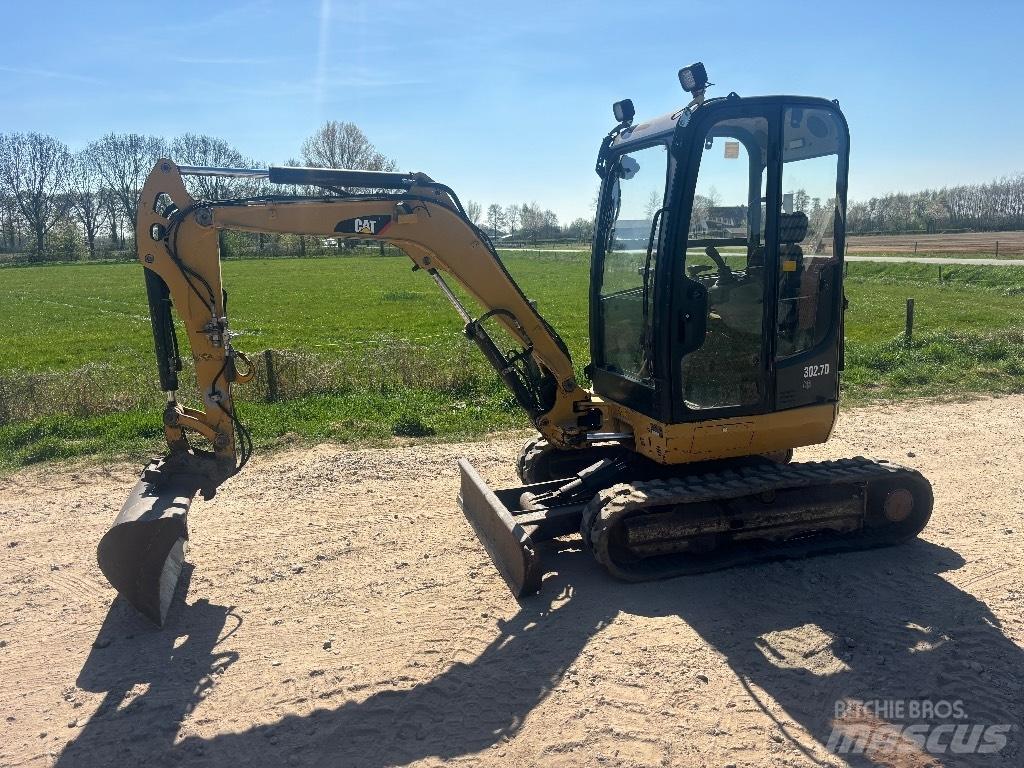 CAT 302.7 D Mini ekskavatörler, 7 tona dek