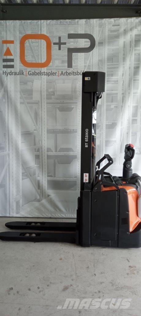 Toyota SPE160L Akülü depo ekipmanları