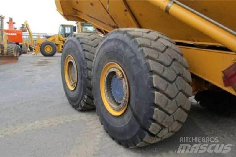 Bell B45E Belden kirma kaya kamyonu