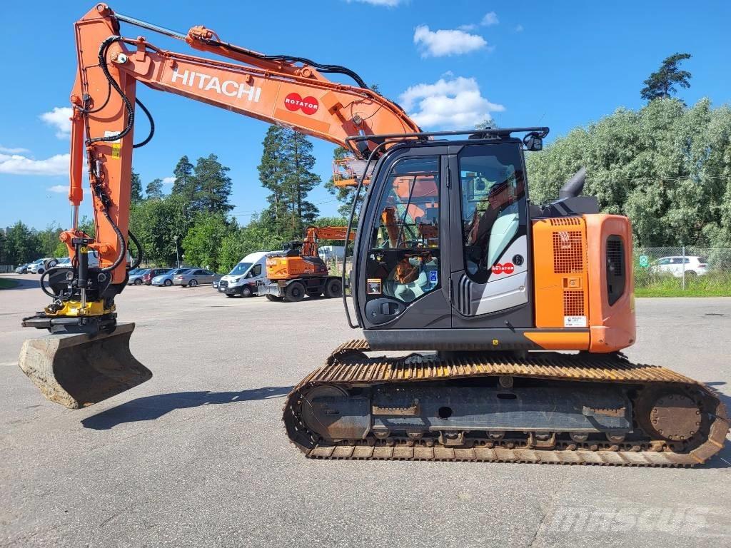 Hitachi ZX 135 US-6 Paletli ekskavatörler