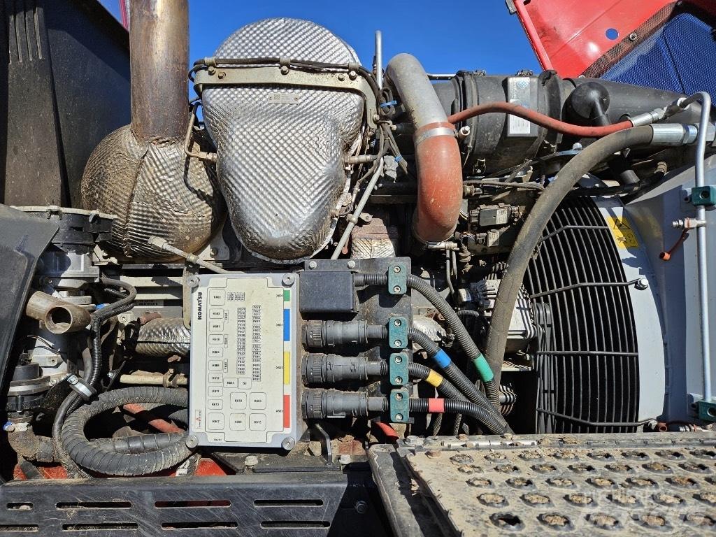 Komatsu 895 Tomruk yükleyici traktörler