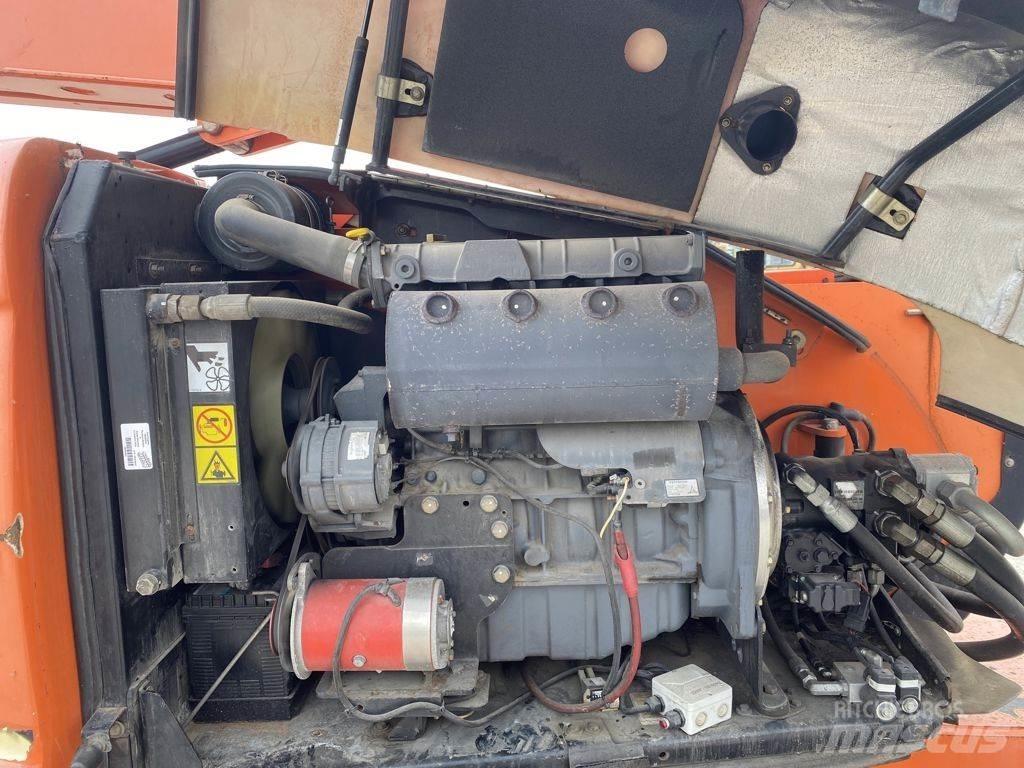JLG 600AJ Körüklü personel platformları