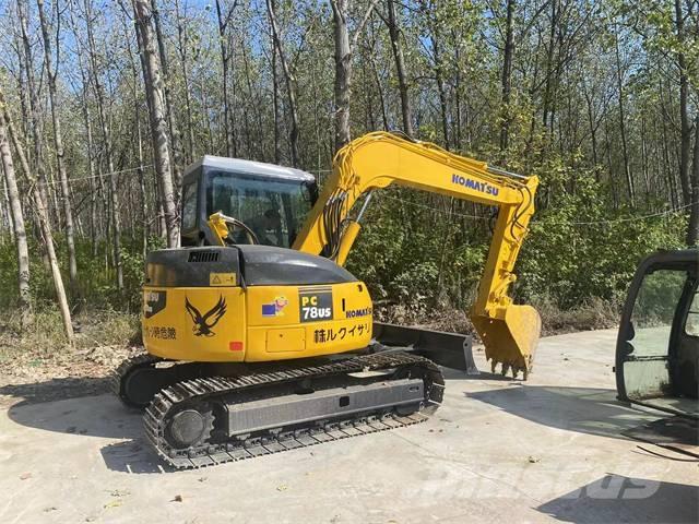 Komatsu PC128US Paletli ekskavatörler
