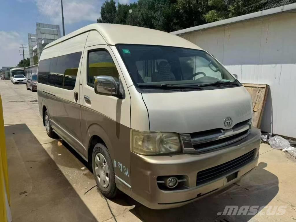 Toyota Hiace Minibüsler