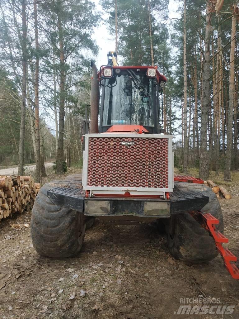 Komatsu 860.4 Tomruk yükleyici traktörler