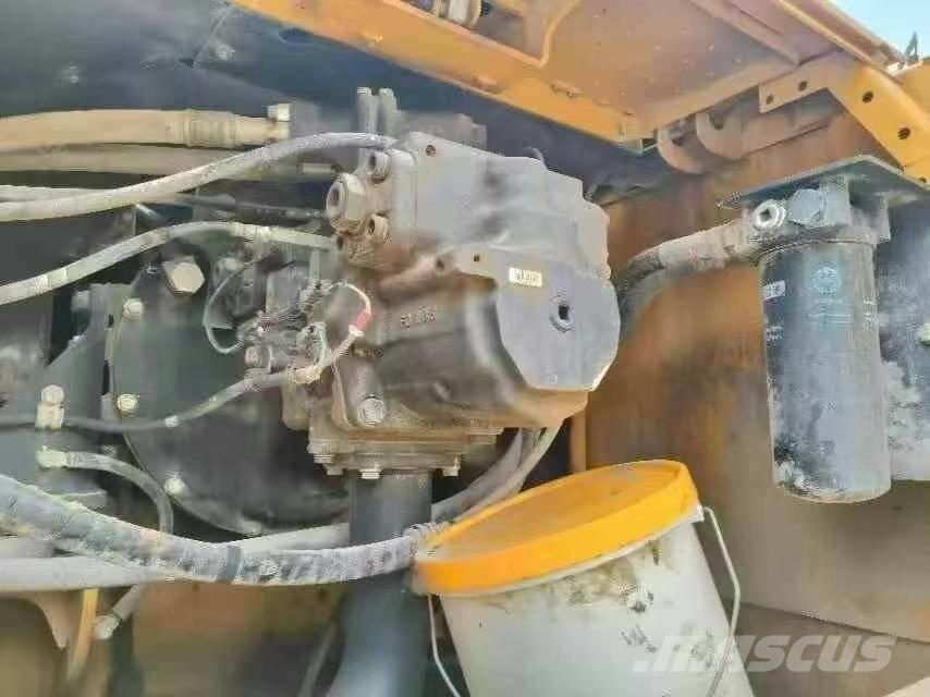 Komatsu PC 360-8 Paletli ekskavatörler