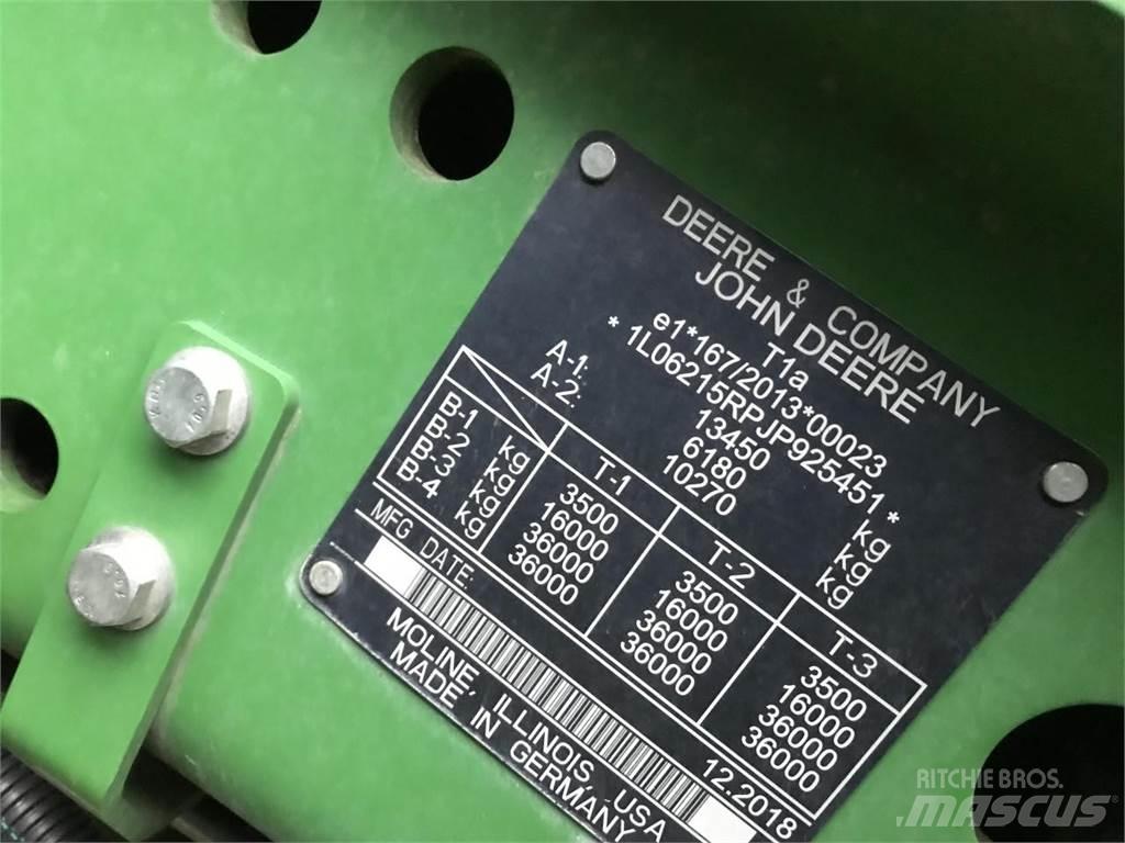 John Deere 6215R Traktörler