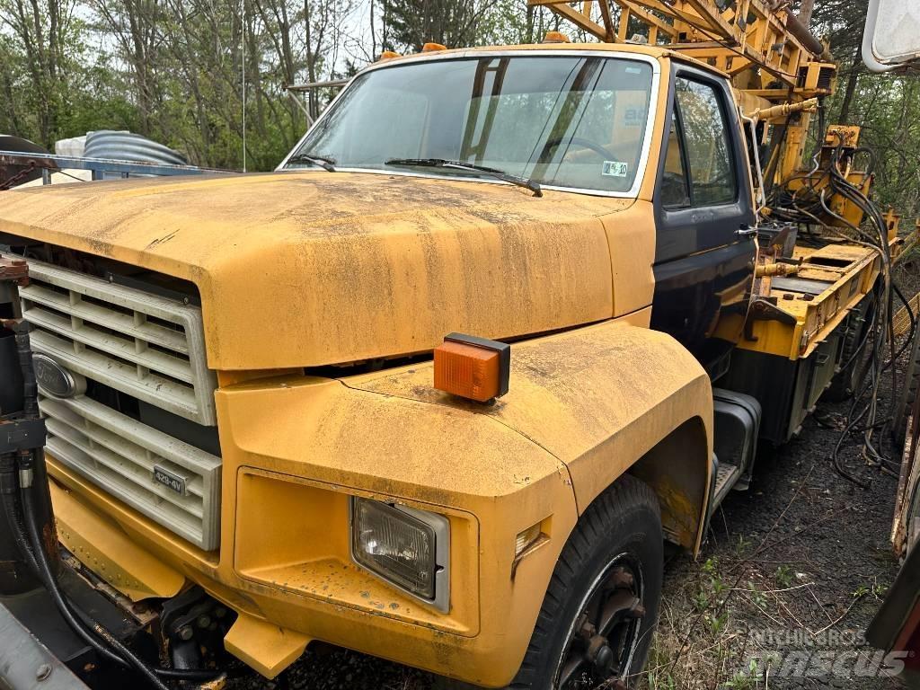 Ford F 700 Flatbed kamyonlar