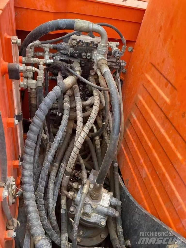 Doosan DX 75-9 C Paletli ekskavatörler