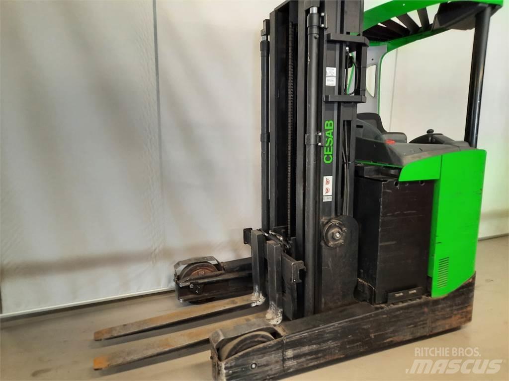 Cesab R 325 Reach truck - depo içi istif araçları