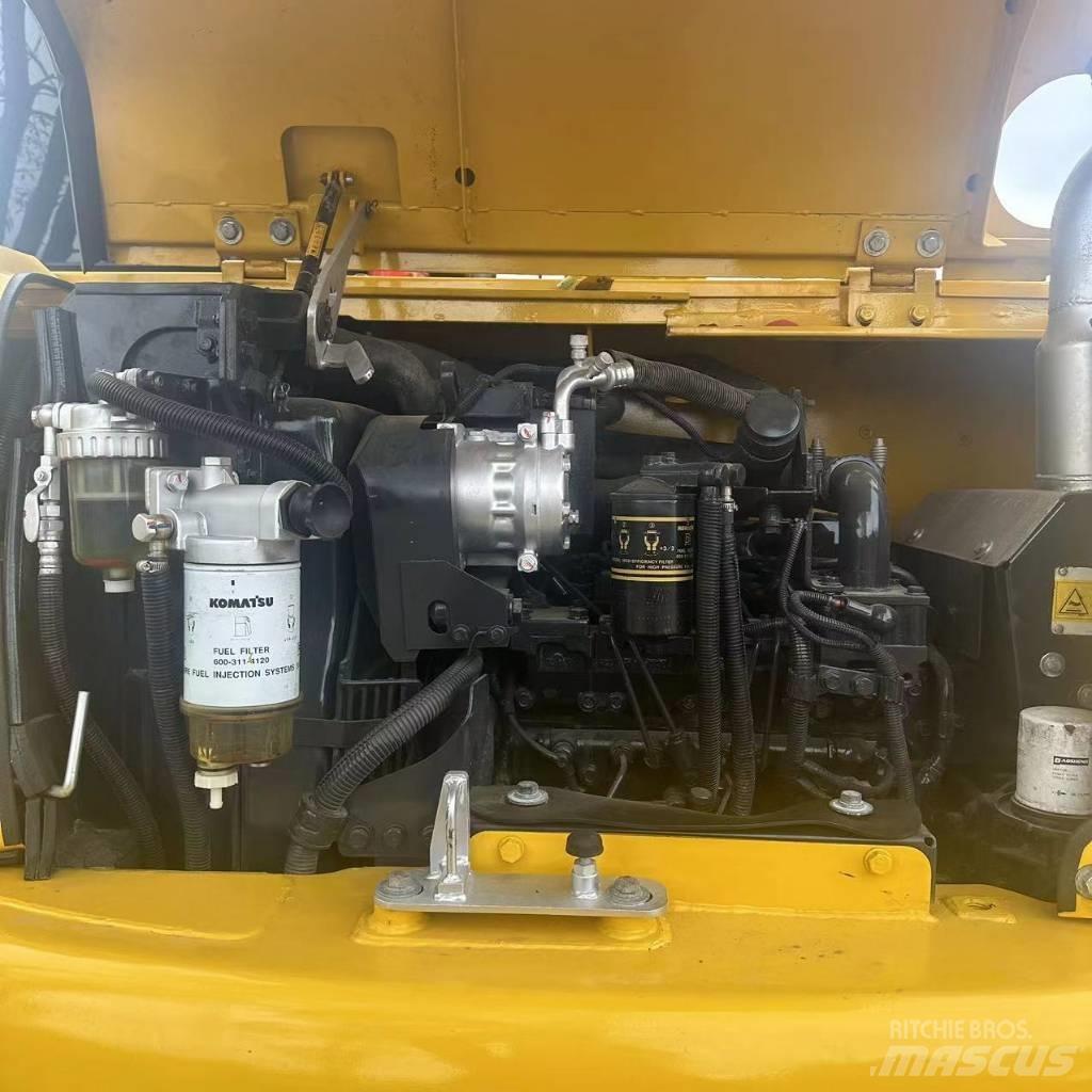 Komatsu PC 70-8 Paletli ekskavatörler