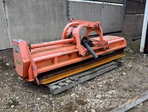 Agrimaster RV 320 Hasat makineleri