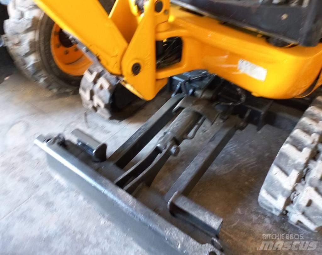 JCB 8018 CTS Mini ekskavatörler, 7 tona dek