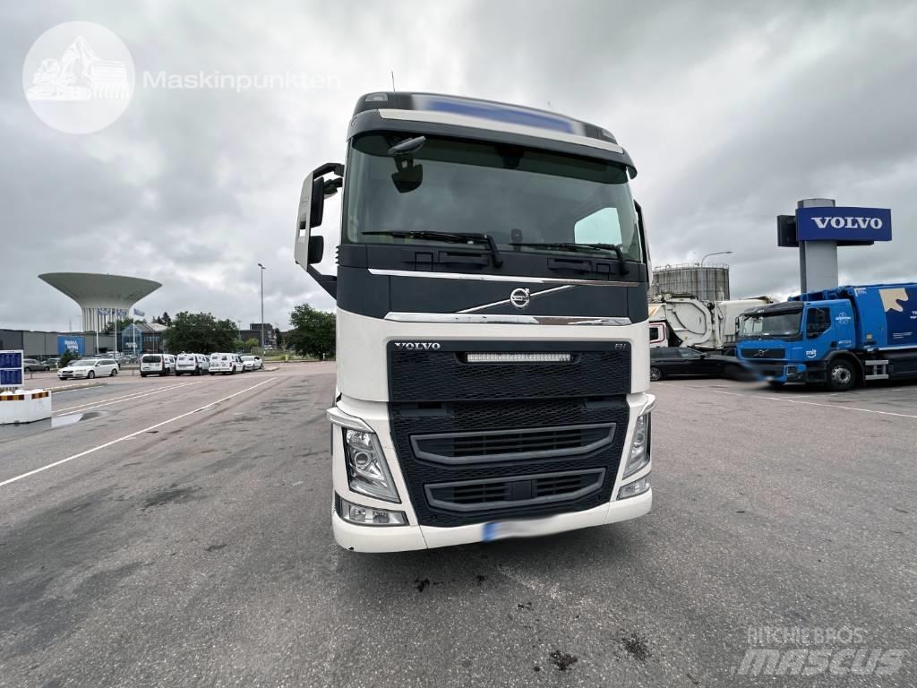 Volvo FH 500 EKIPAGE Vinçli kamyonlar