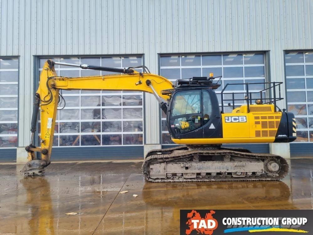 JCB JS 240 LC Paletli ekskavatörler