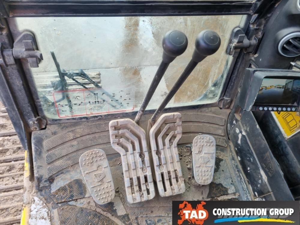 JCB JS 240 LC Paletli ekskavatörler