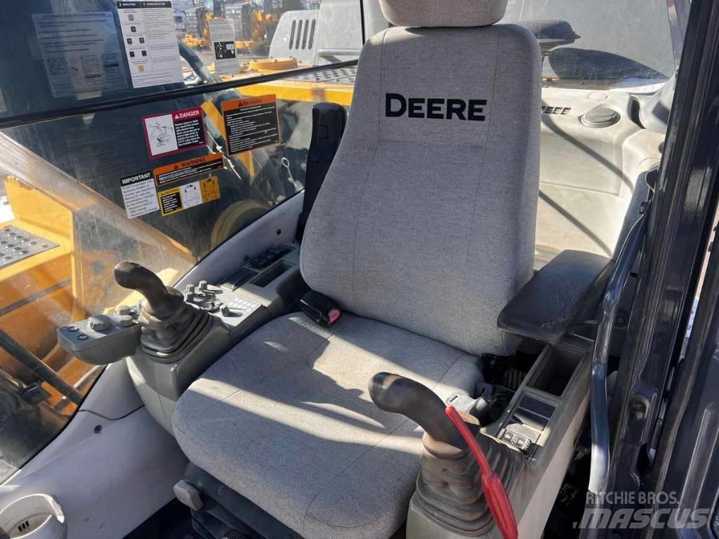 DEERE 210G LC Paletli ekskavatörler