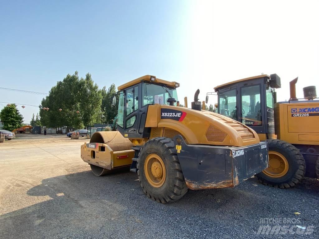 XCMG SX233JE Tek tamburlu silindirler