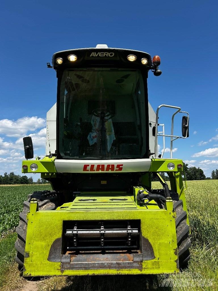 CLAAS Avero 240 Biçerdöverler