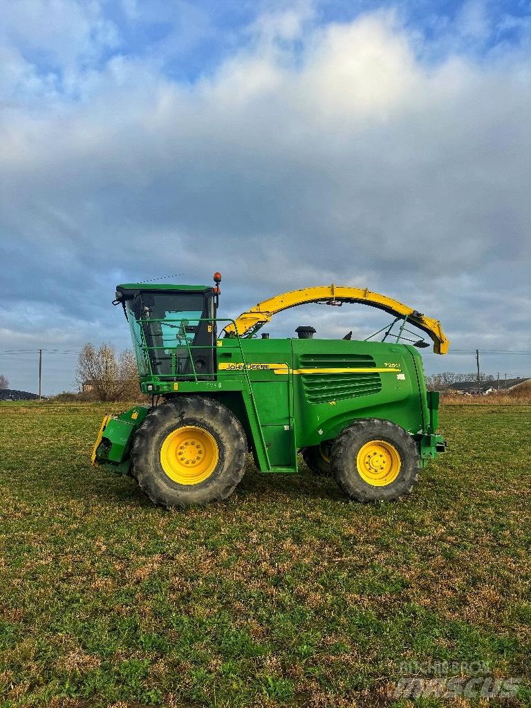 John Deere 7250 Silaj makinasi