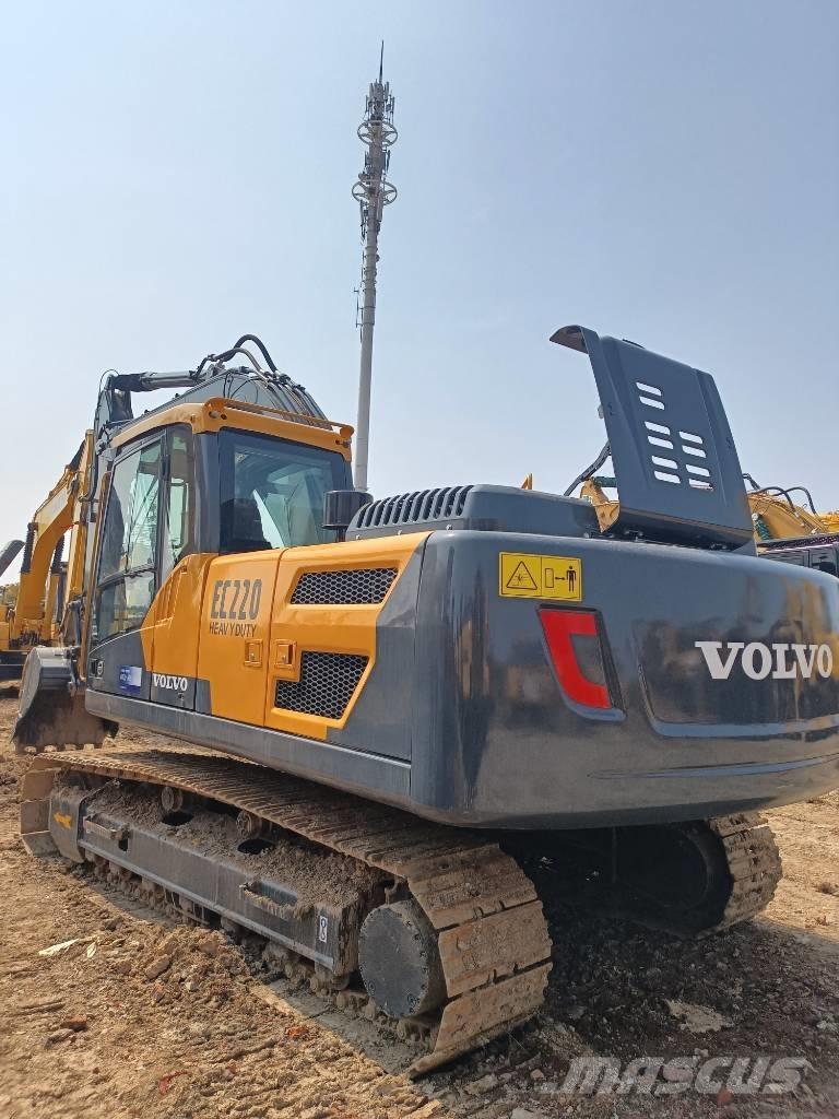 Volvo EC 220 Paletli ekskavatörler