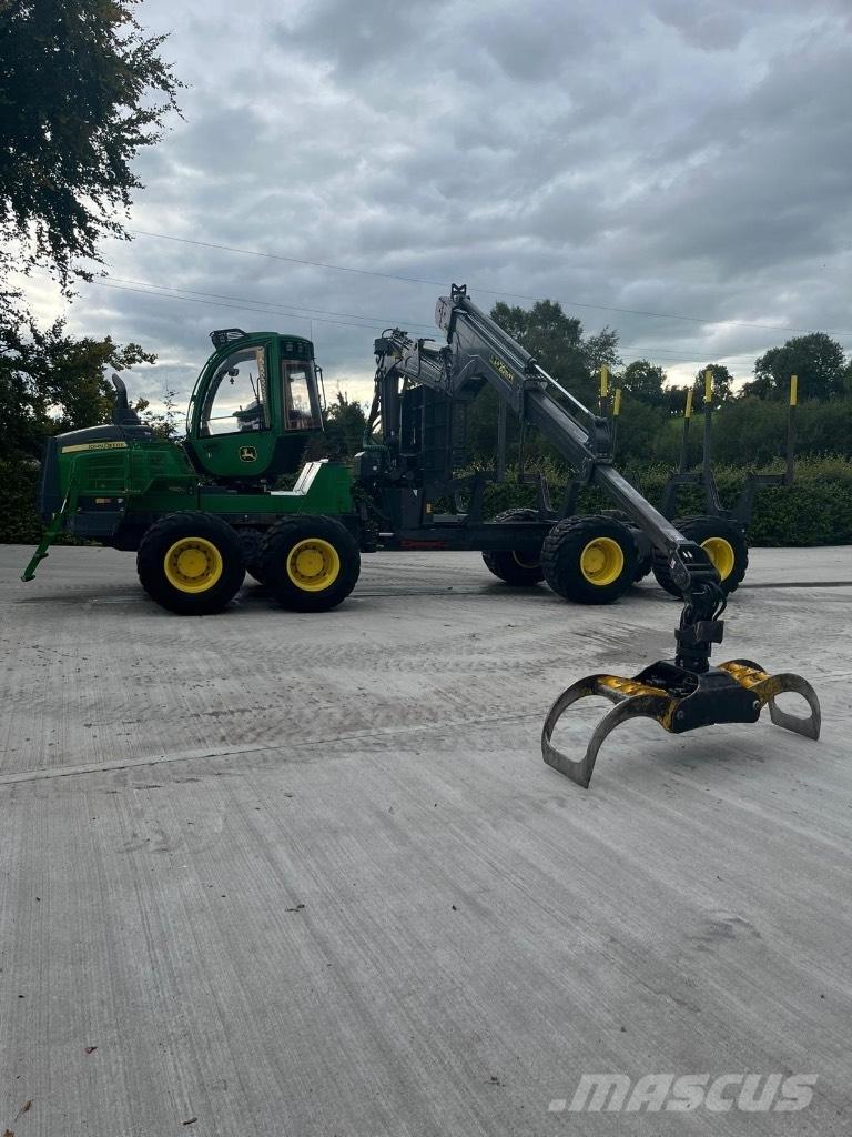 John Deere 1510G Tomruk yükleyici traktörler