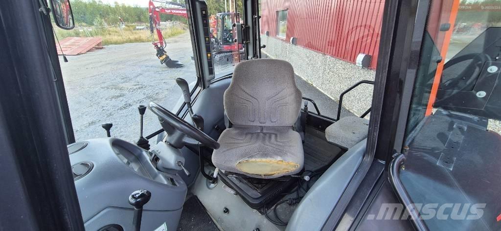 Valtra A 75 Traktörler