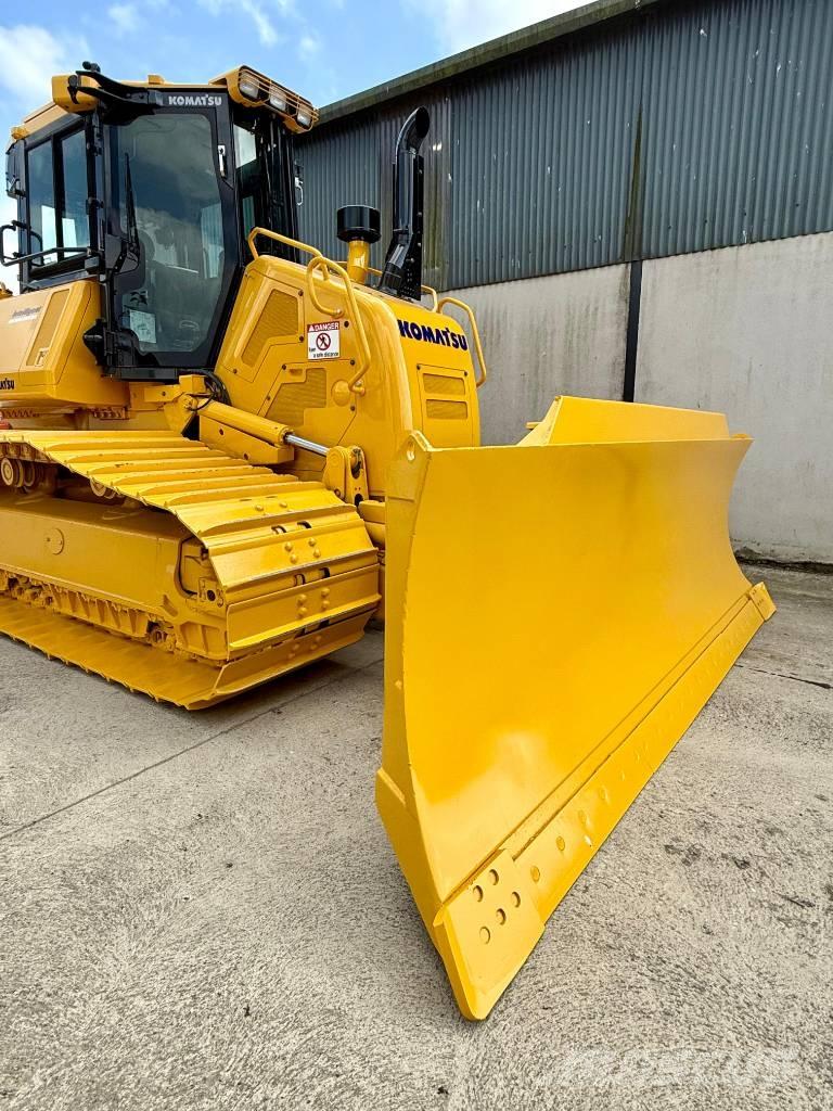 Komatsu D 61 PXi-24 Paletli dozerler
