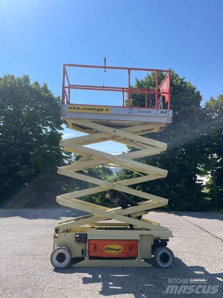 JLG 3246 ES Makasli platformlar