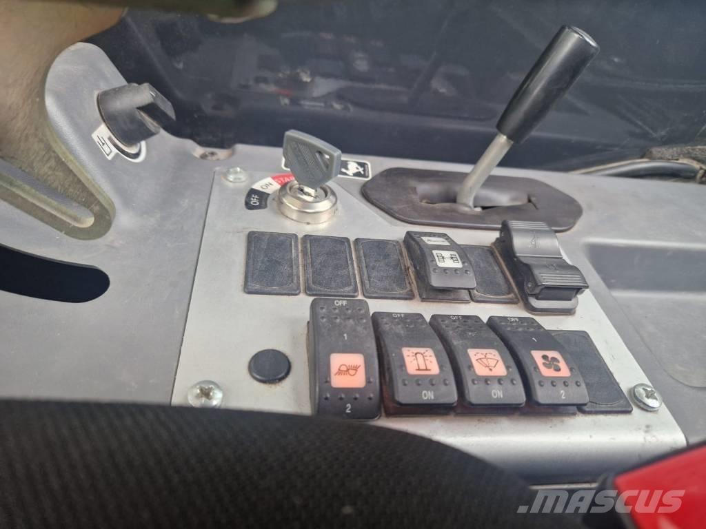 Yanmar SV 17 VT Mini ekskavatörler, 7 tona dek