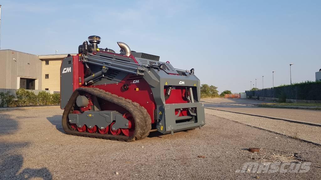CM Multiskid RC Mini yükleyiciler