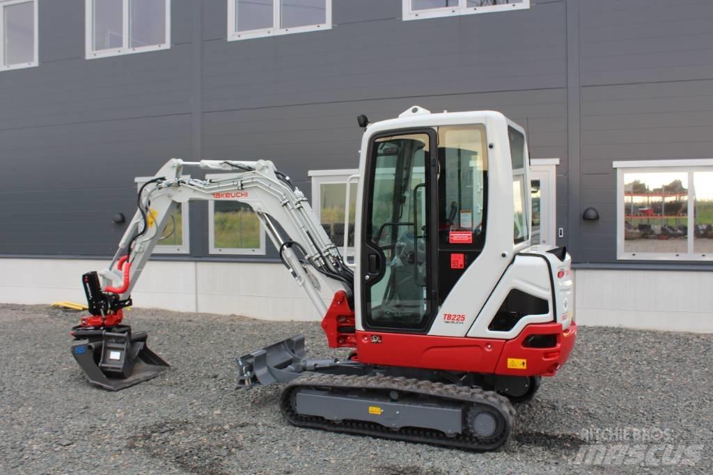 Takeuchi TB 225 Mini ekskavatörler, 7 tona dek