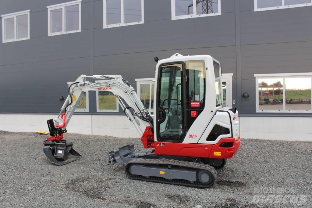 Takeuchi TB 225 Mini ekskavatörler, 7 tona dek