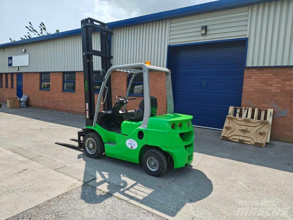 Cesab M 325 Dizel forkliftler