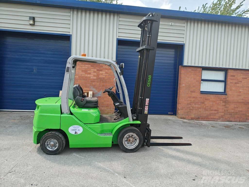 Cesab M 325 Dizel forkliftler