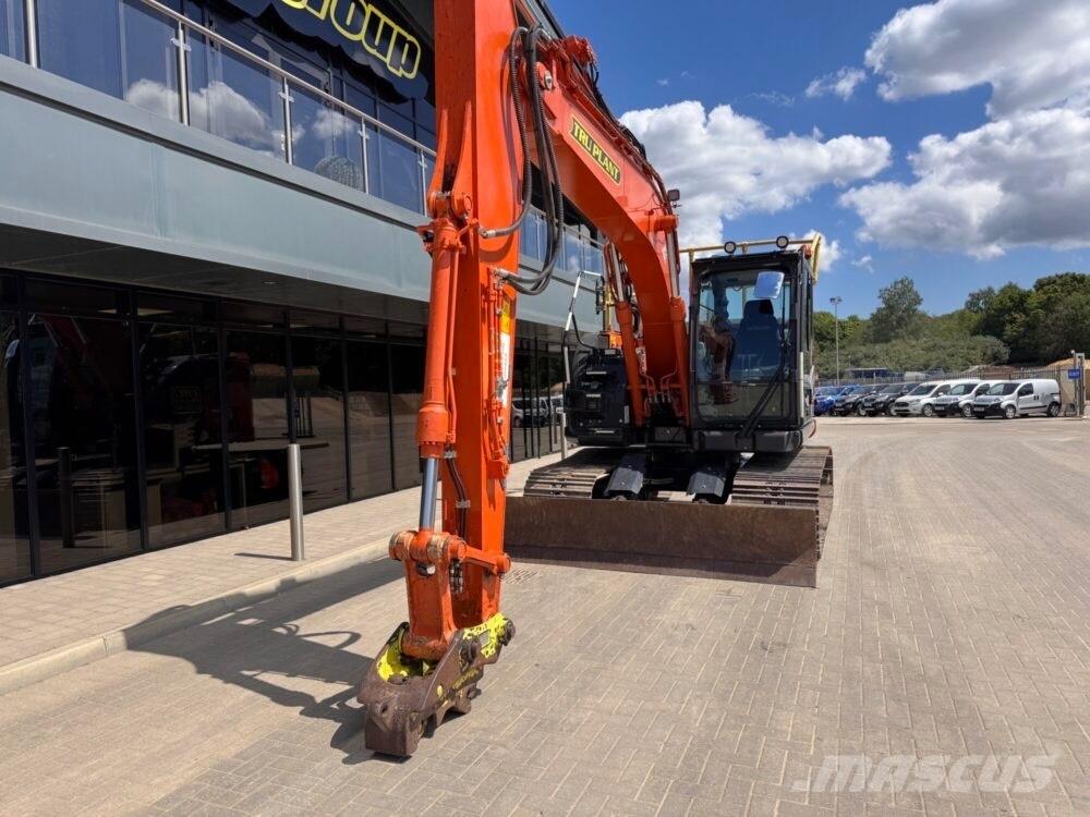 Hitachi ZX135USBL-7 Paletli ekskavatörler